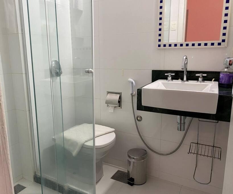 ריו דה ז'ניירו Charmoso Apartamento Na Av. Atlantica, Copacabana מראה חיצוני תמונה
